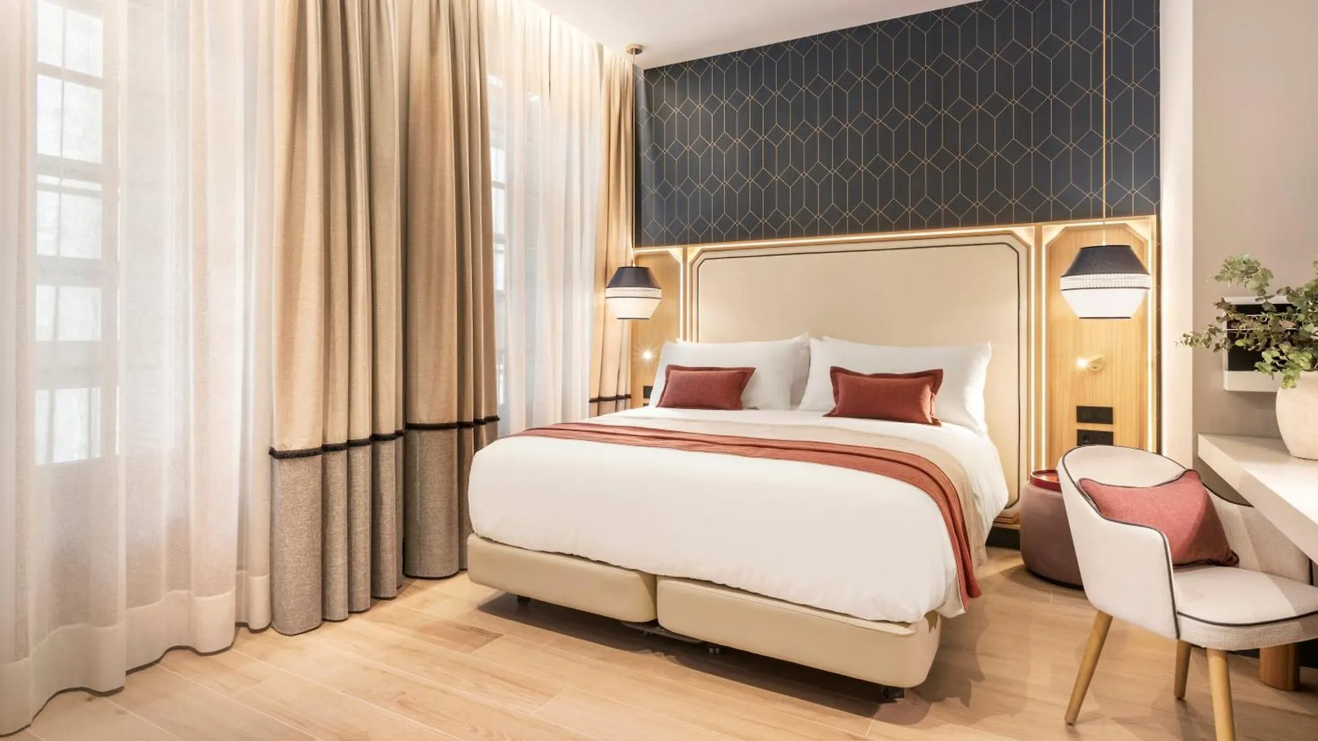 Hotel Catalonia Puerta Del Mar Màlaga